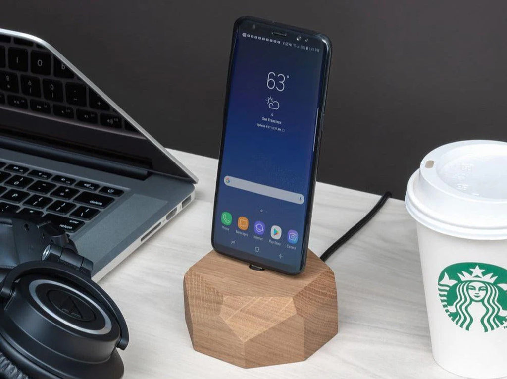 Wooden Smartphone Dock